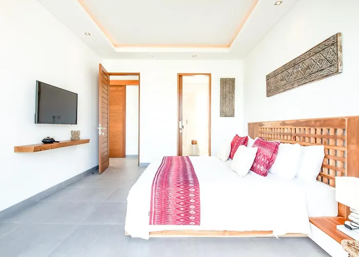 Stunning 4Bd Retreat, 5min Walk to Finns Bliss