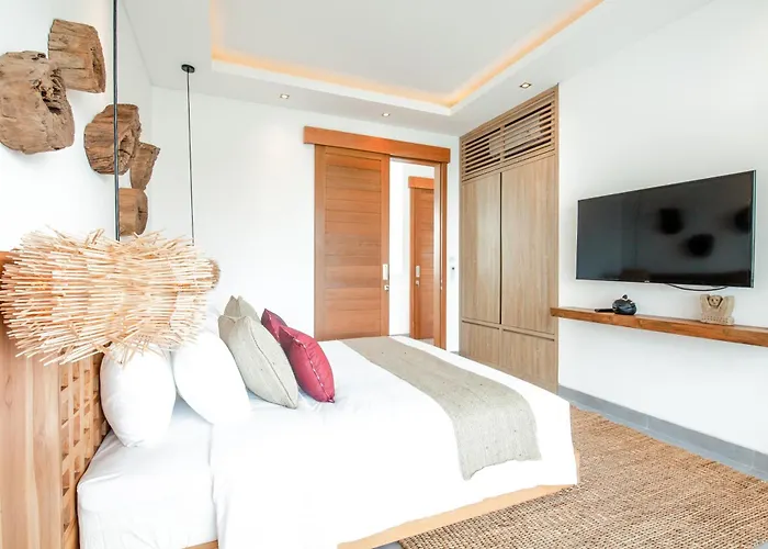 Villa Stunning 4Bd Retreat, 5min Walk to Finns Bliss *